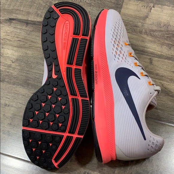 NIKE AIR ZOOM PEGASUS 34 - Picture 9 of 16